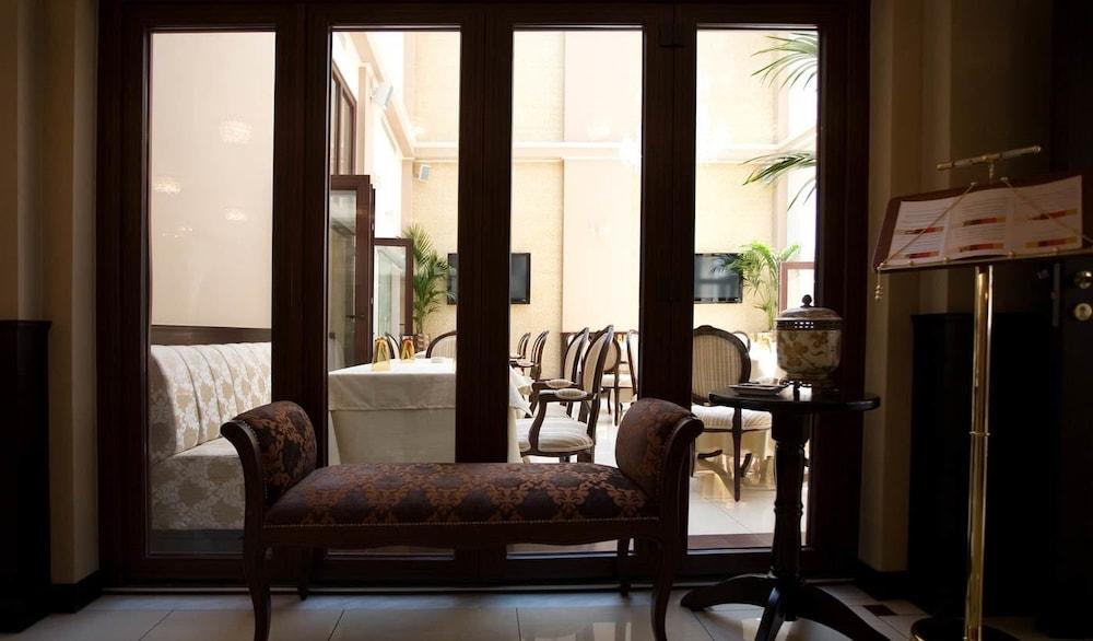 Diverso Platamon, Luxury & Hotel