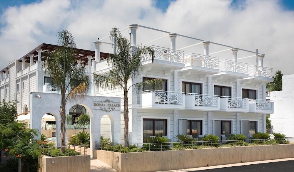מלון Diverso Platamon, Luxury & פלטמונס